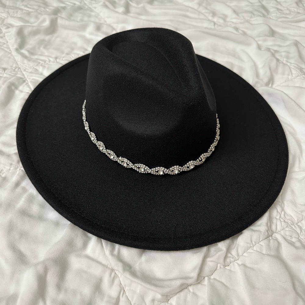 Black hat